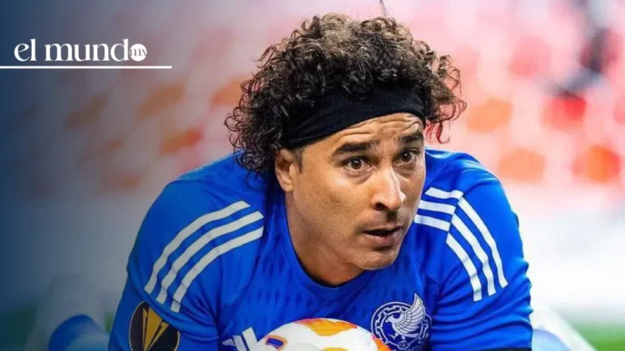 Guillermo Ochoa reaparece en el CAR pese a no ser convocado por la Selección Mexicana