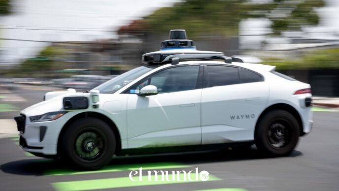 Waymo Halts Freeway Robotaxi Service Across U.S. Cities and Pauses Atlanta Operations