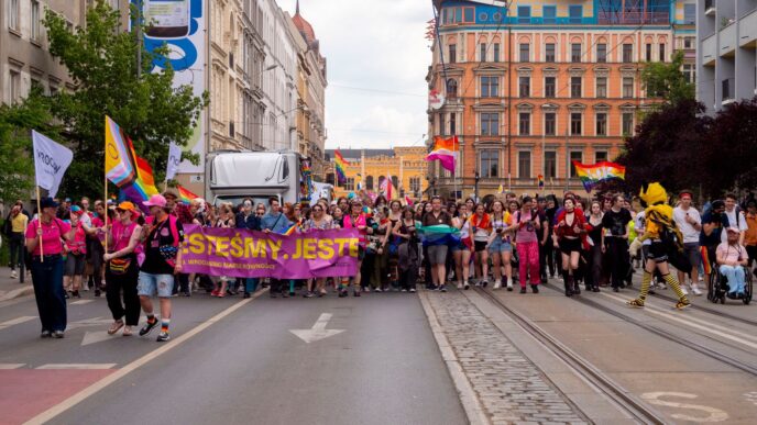 Tens of Thousands March in Budapest Pride, First Since Orbán Government Defeat