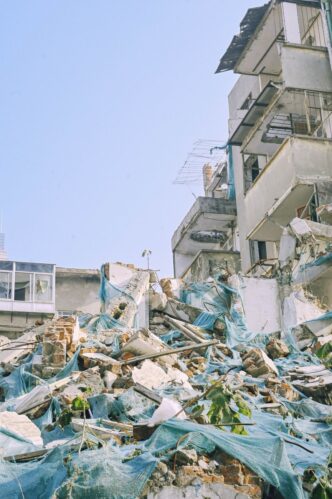 Building Collapse in Mexico City's Hipodromo Neighborhood Leaves One Dead, One Injured